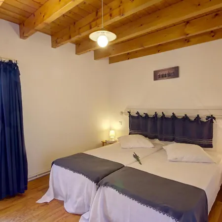 De Charme Avec Cheminee, Grand Jardin Et Balades, Animaux Acceptes - Fr-1-496-60 Les Salles